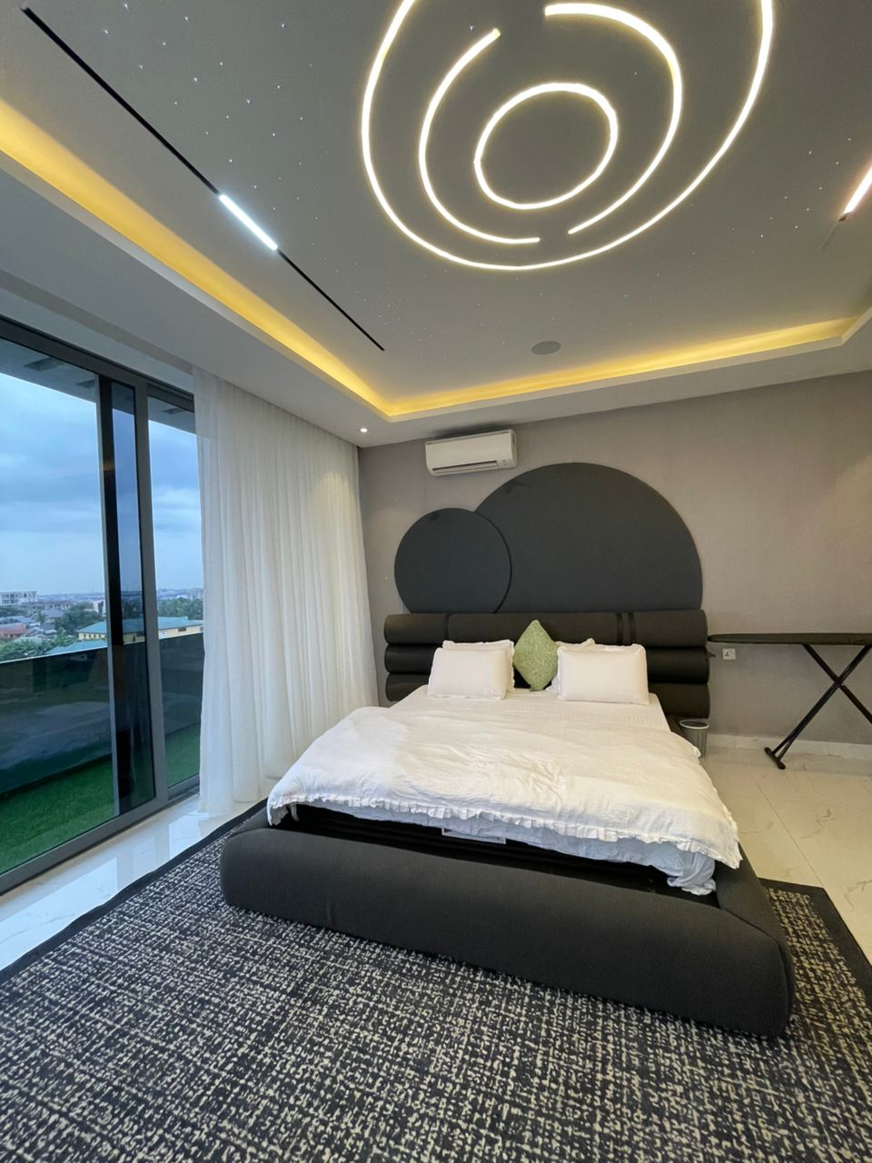 Three Bedroom Penthouse | GRA