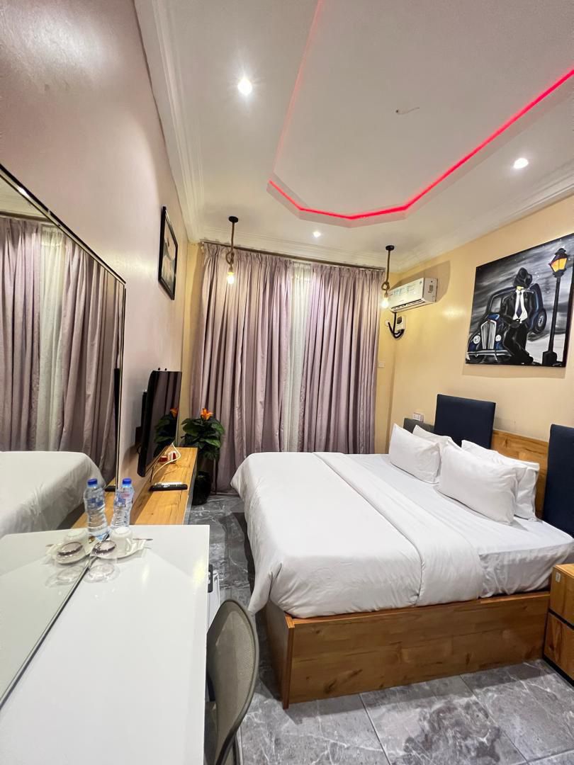 Single Room, Waterboard