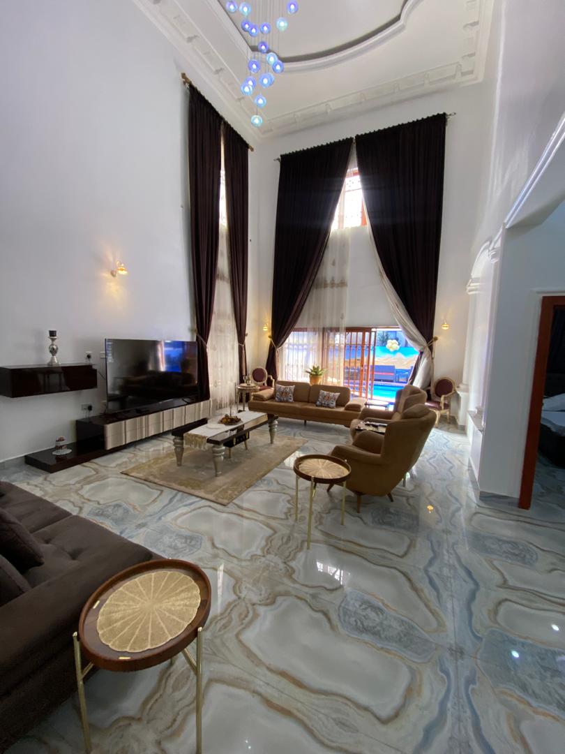 One Bedroom Apartment