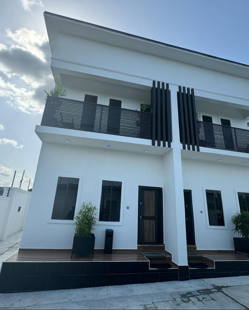 Spacious Living Apartment view 3