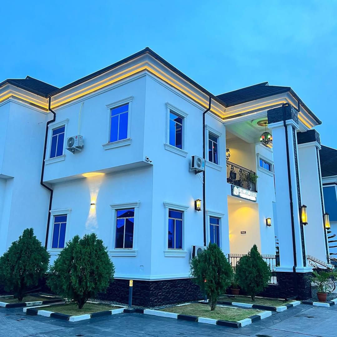 Three Bedroom Apartment