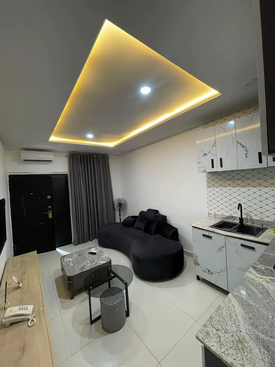 One Bedroom Apartment