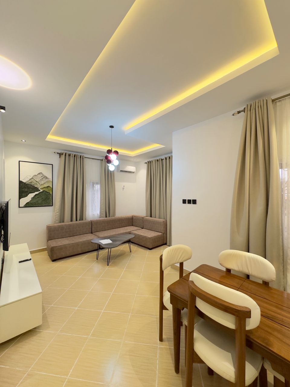 One Bedroom Apartment